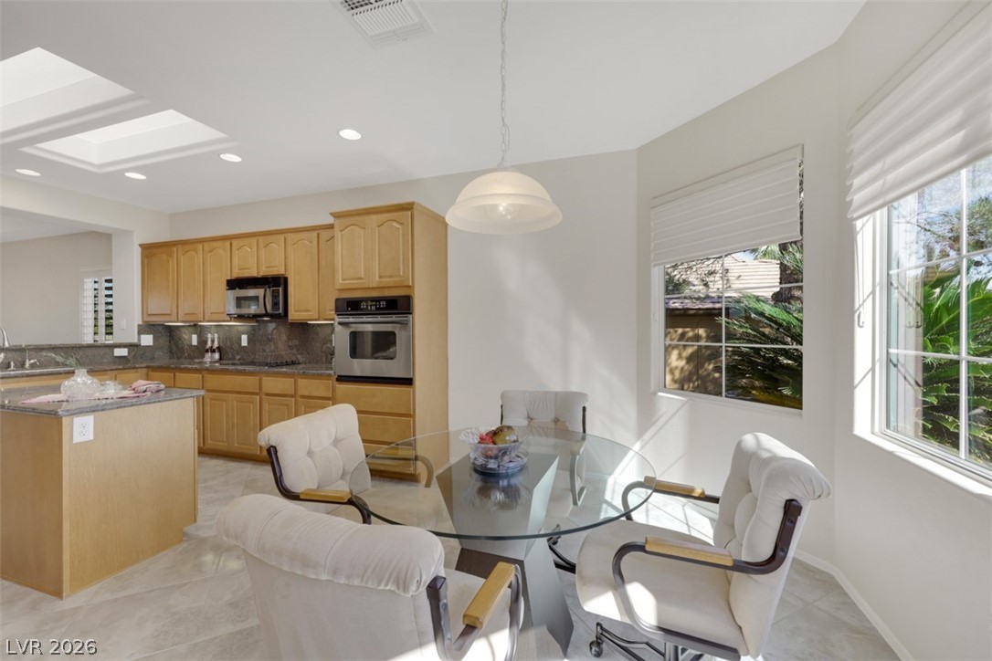 2025 Wildwood Lake Street Henderson NV 89052