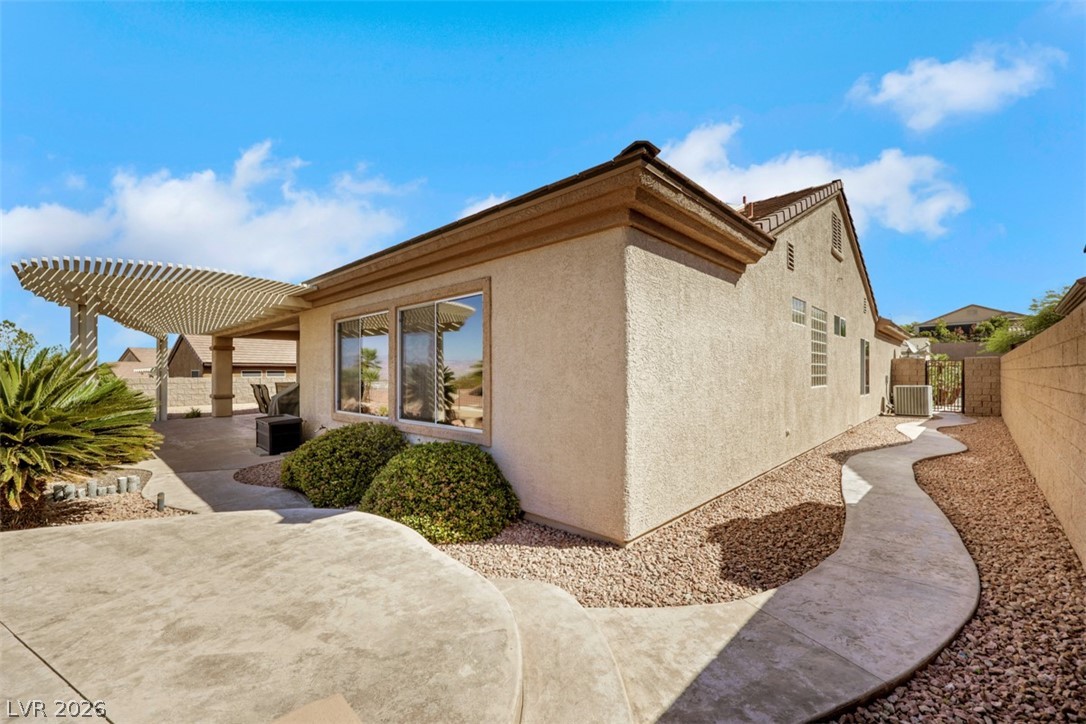 2025 Wildwood Lake Street Henderson NV 89052