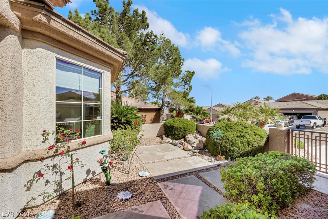 2025 Wildwood Lake Street Henderson NV 89052