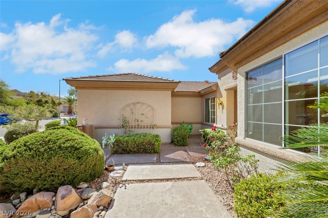 2025 Wildwood Lake Street Henderson NV 89052