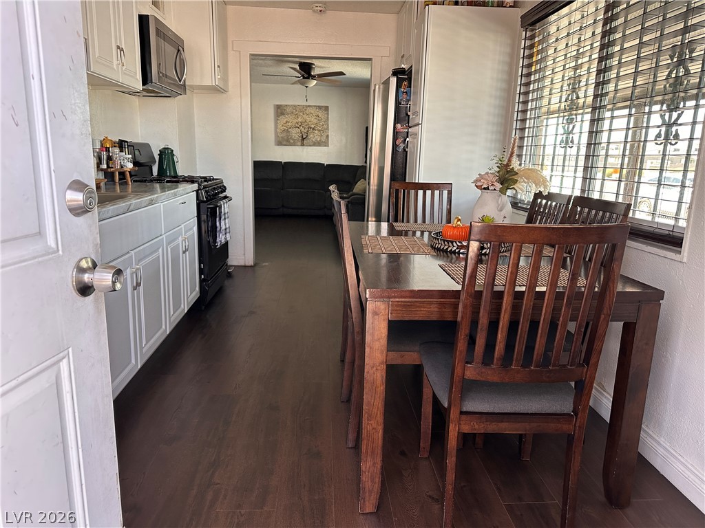 1952 H Street Las Vegas NV 89106