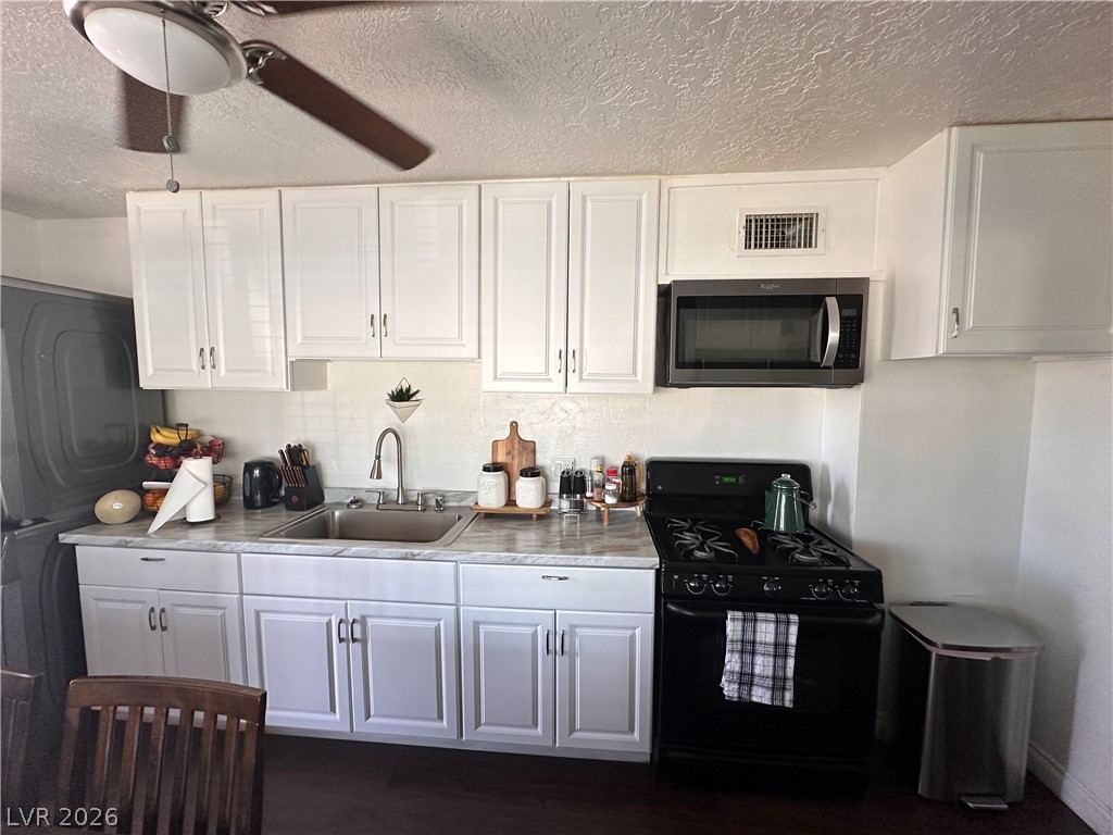 1952 H Street Las Vegas NV 89106