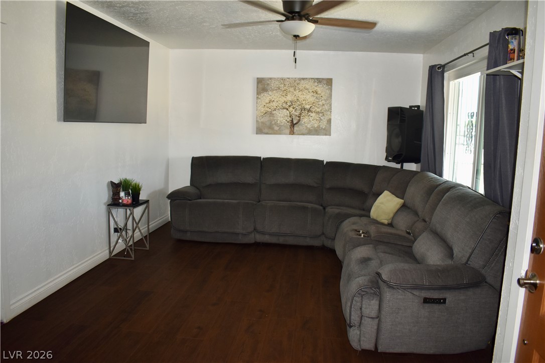 1952 H Street Las Vegas NV 89106
