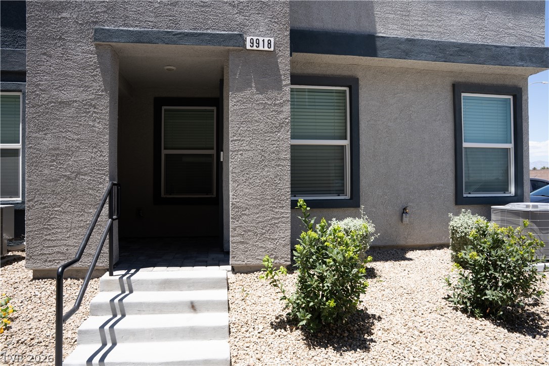 9918 Daffodil Hills Street Las Vegas NV 89141