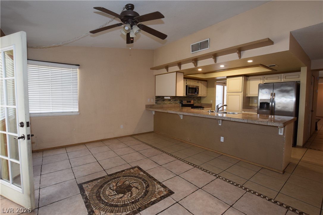 3607 Edinburgh Drive Las Vegas NV 89103