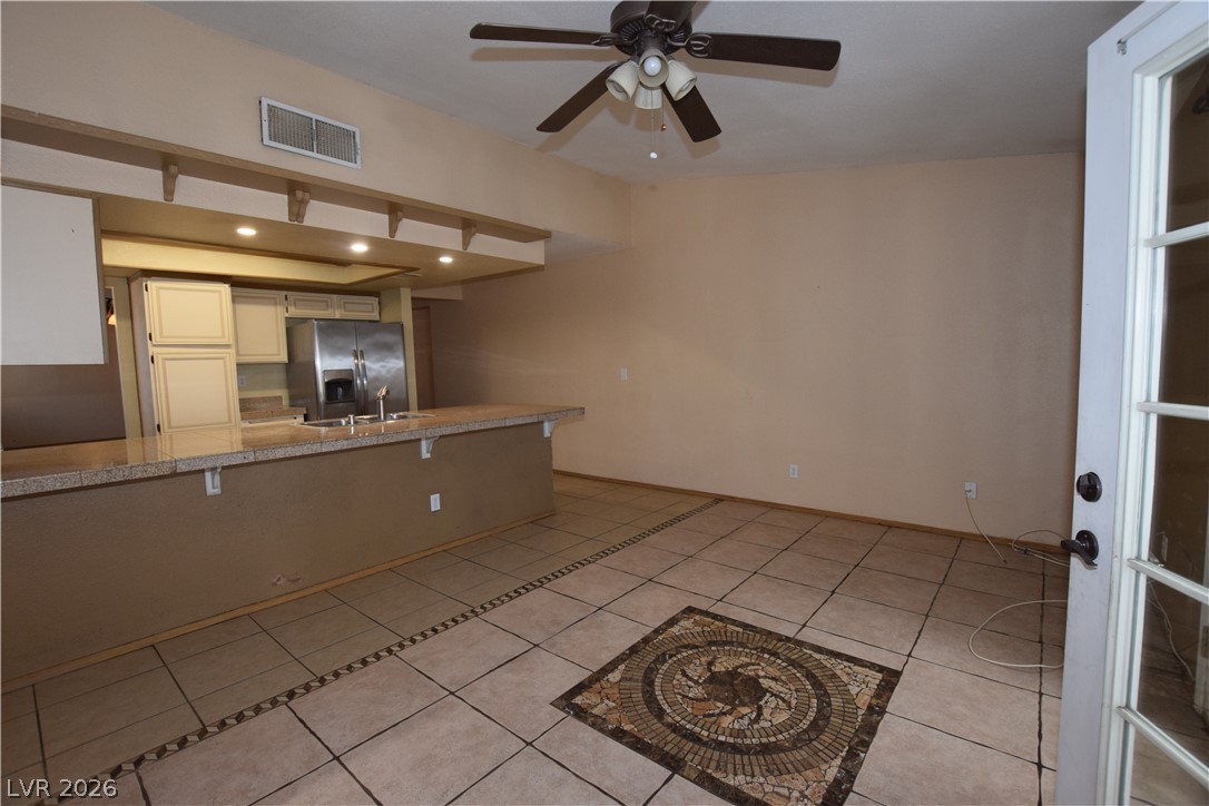 3607 Edinburgh Drive Las Vegas NV 89103