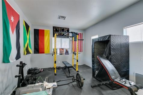 6052 Puesta Del Sol Street North Las Vegas NV 89081