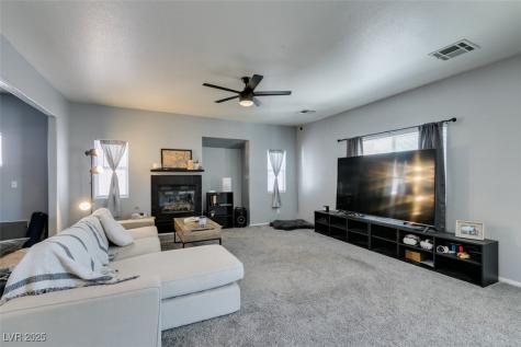 6052 Puesta Del Sol Street North Las Vegas NV 89081