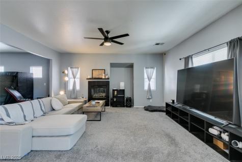 6052 Puesta Del Sol Street North Las Vegas NV 89081