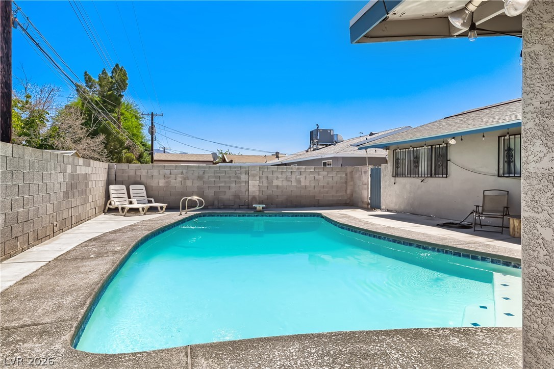 4421 Ash Avenue Las Vegas NV 89110