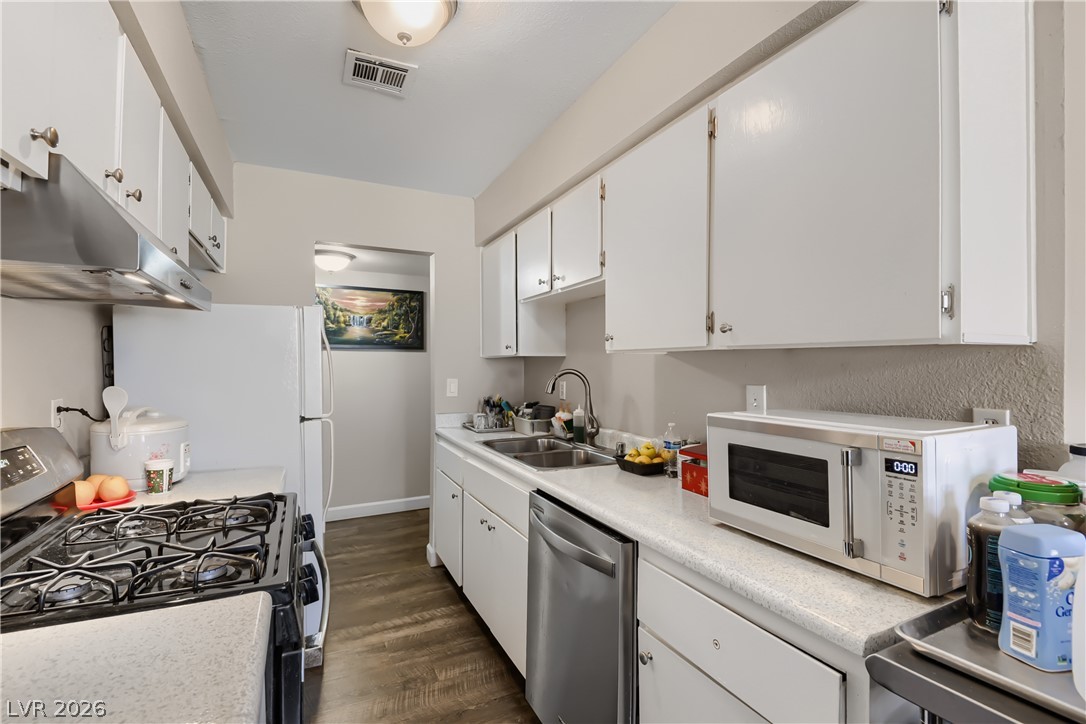 4421 Ash Avenue Las Vegas NV 89110
