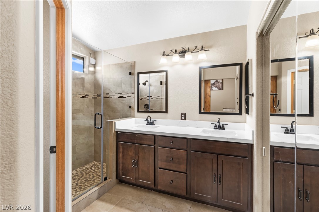 6313 Monarch Creek Street Las Vegas NV 89130