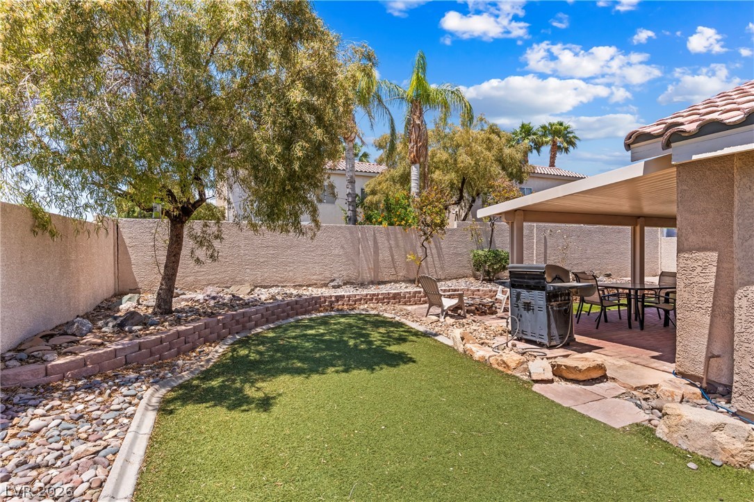 6313 Monarch Creek Street Las Vegas NV 89130