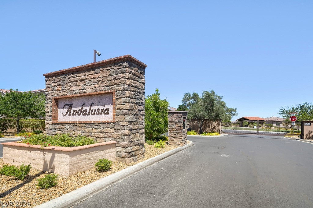 607 Highland Bluff Way Las Vegas NV 89138