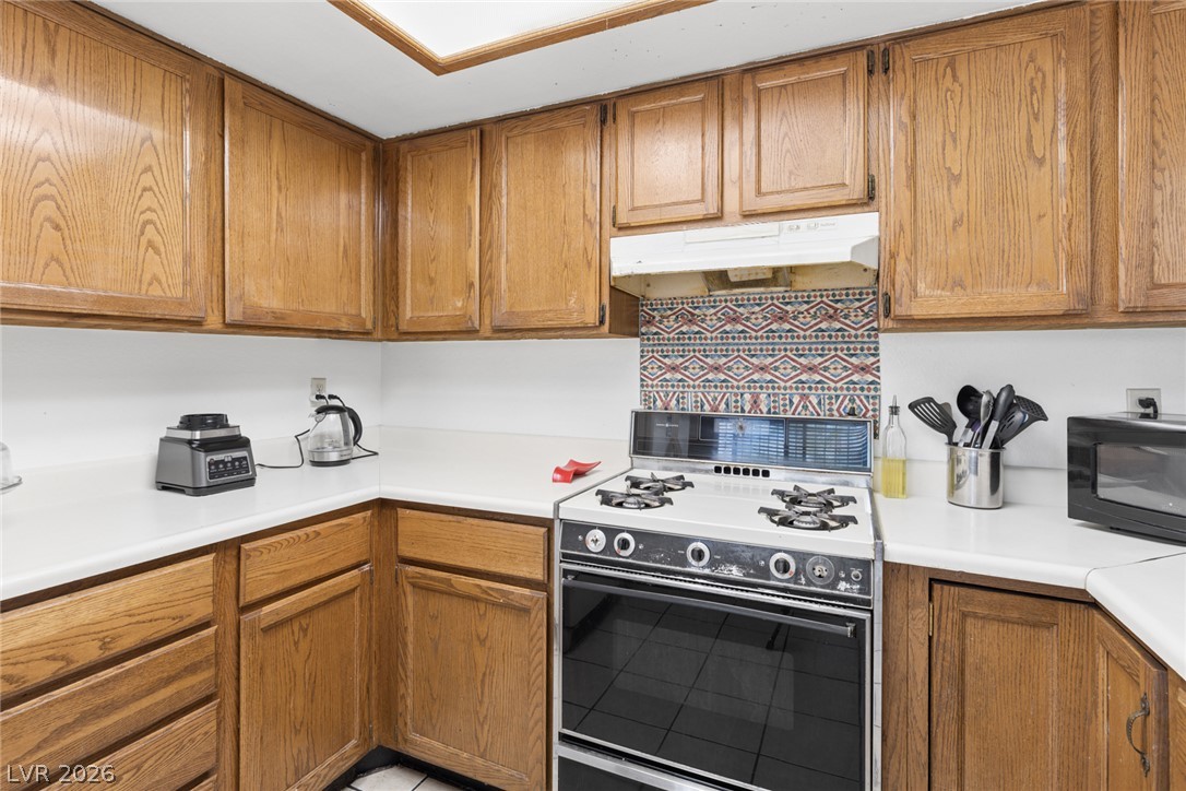 4166 Tolkien Avenue Las Vegas NV 89115