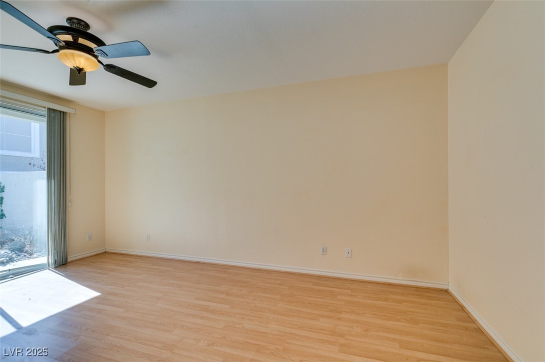 1004 Collingtree Street Las Vegas NV 89145