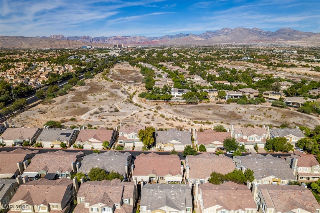 1004 Collingtree Street Las Vegas NV 89145