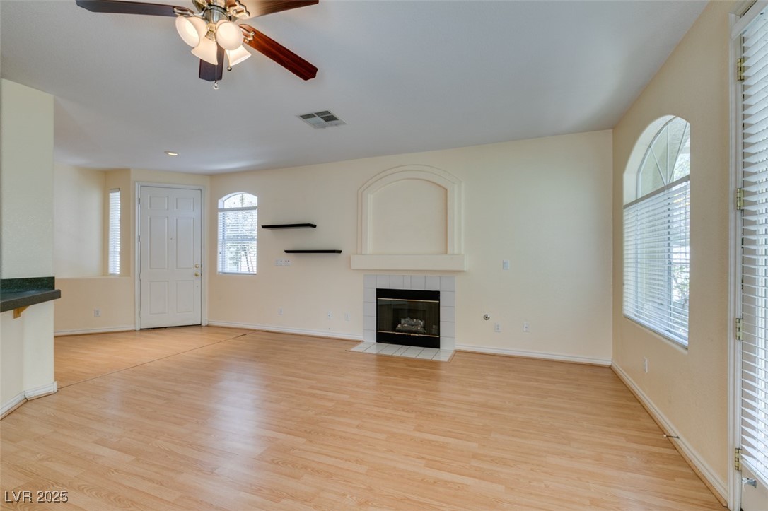 1004 Collingtree Street Las Vegas NV 89145