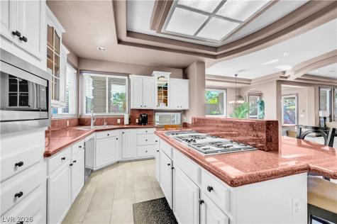 277 Hickory Hollow Avenue Las Vegas NV 89123