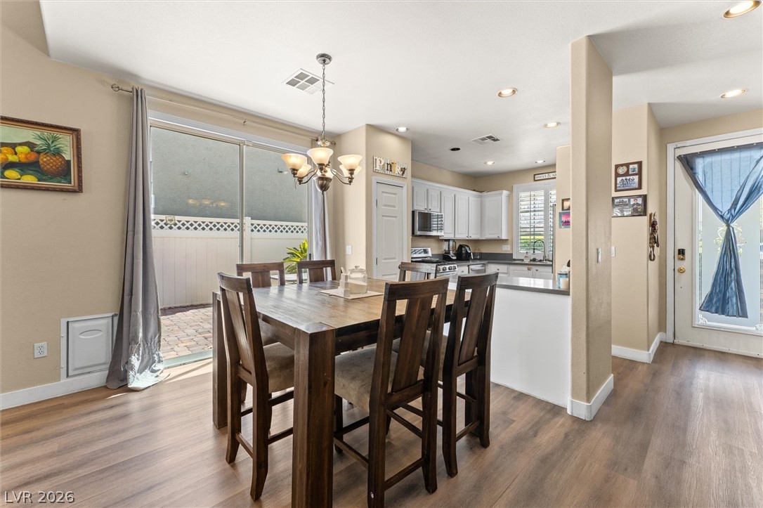 8488 Ravencrest Street Las Vegas NV 89139