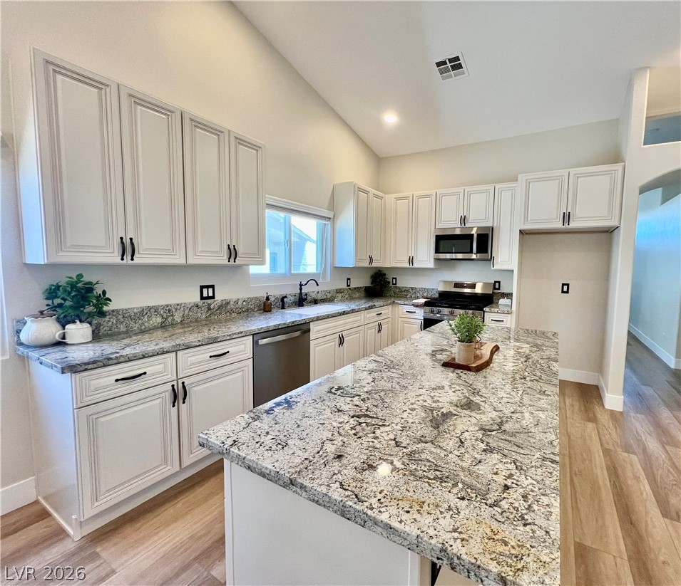 889 Cozy Valley Street Henderson NV 89015