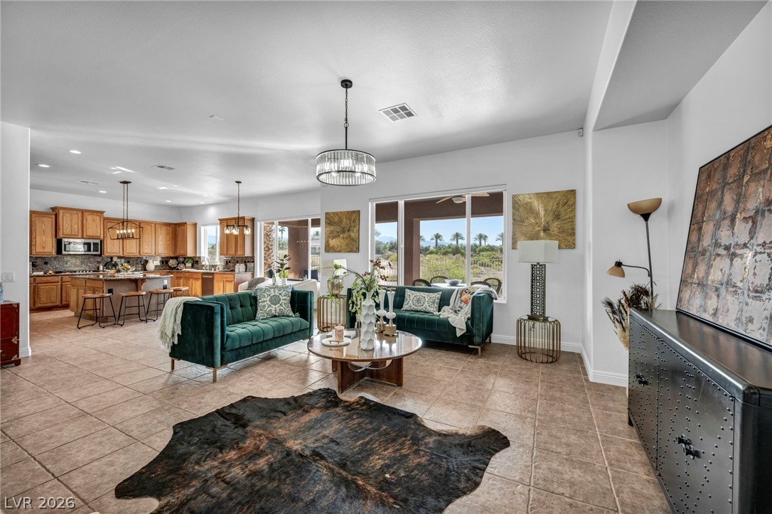 8324 Chapelle Court Las Vegas NV 89131