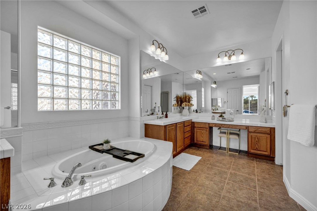 8324 Chapelle Court Las Vegas NV 89131