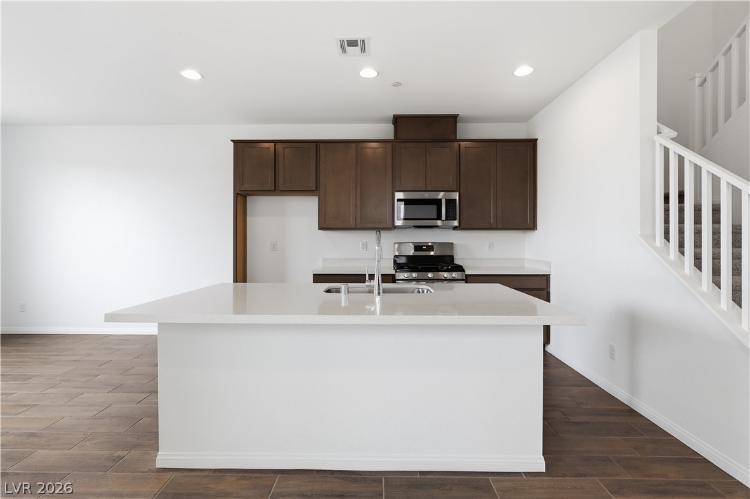 5346 Borra Hills Street Las Vegas NV 89148