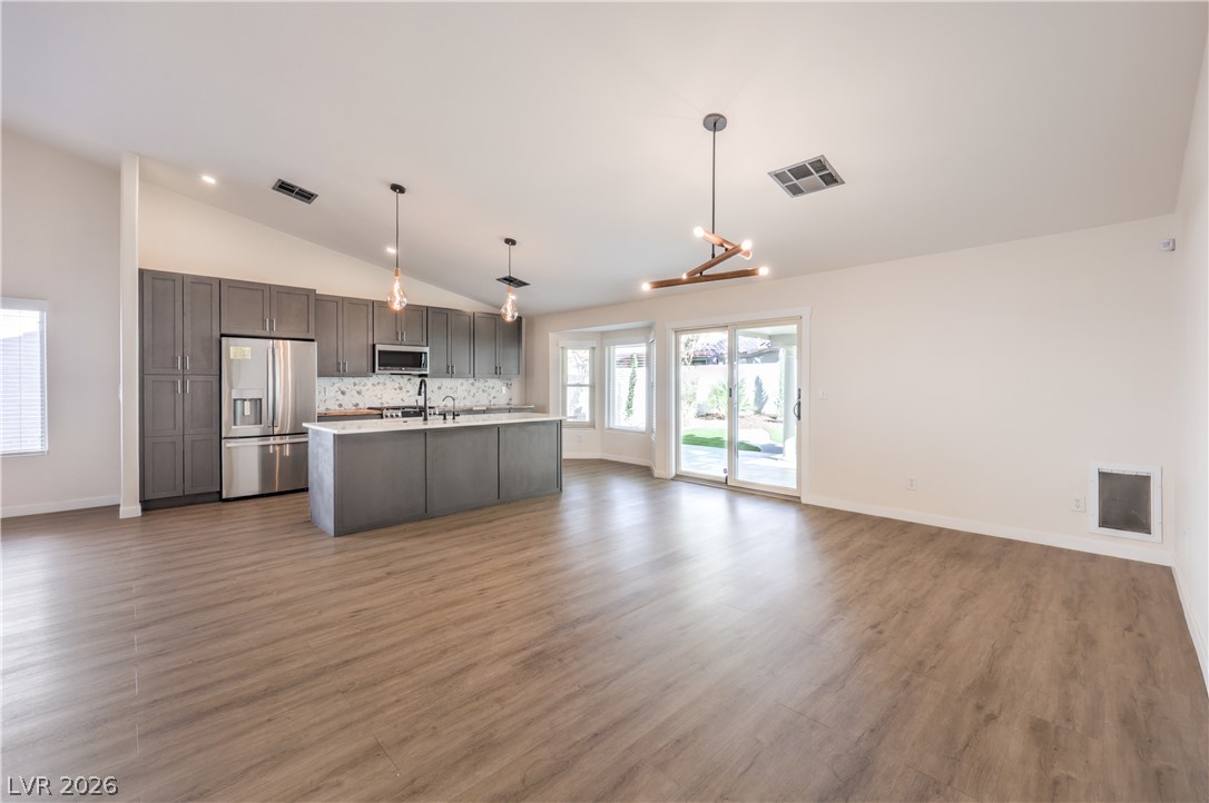 7504 Powder River Court Las Vegas NV 89131