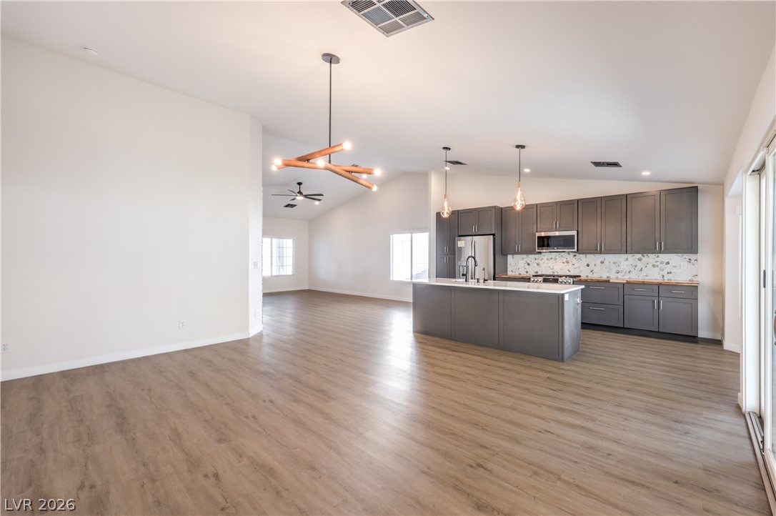 7504 Powder River Court Las Vegas NV 89131