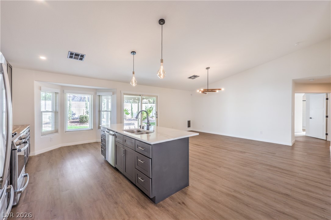 7504 Powder River Court Las Vegas NV 89131