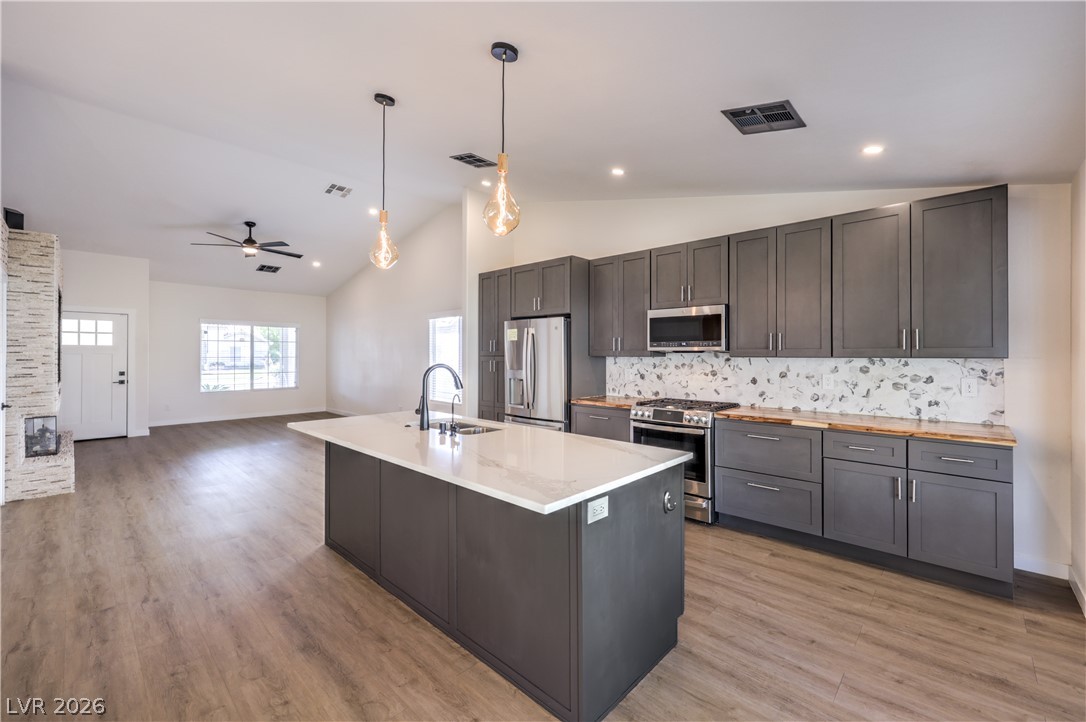 7504 Powder River Court Las Vegas NV 89131