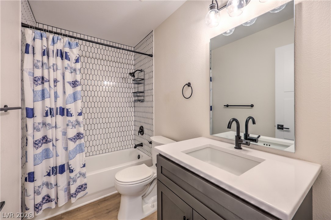 7504 Powder River Court Las Vegas NV 89131
