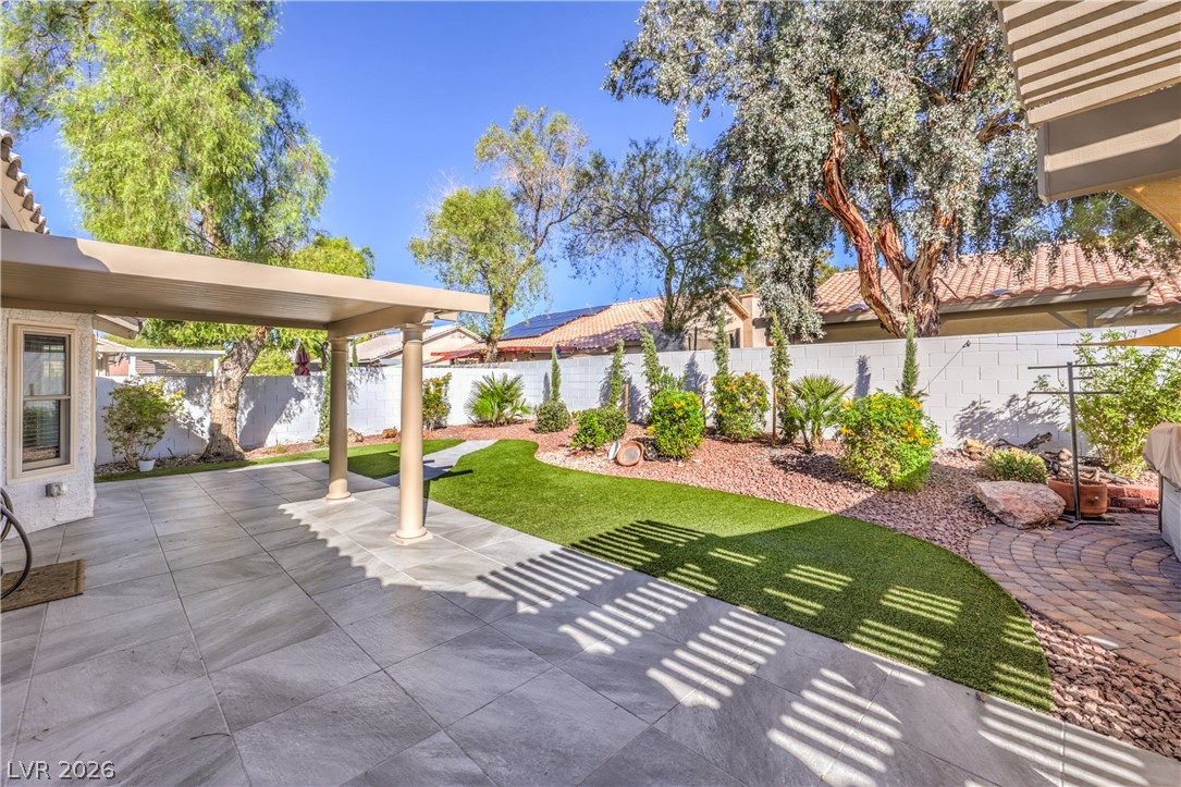 7504 Powder River Court Las Vegas NV 89131