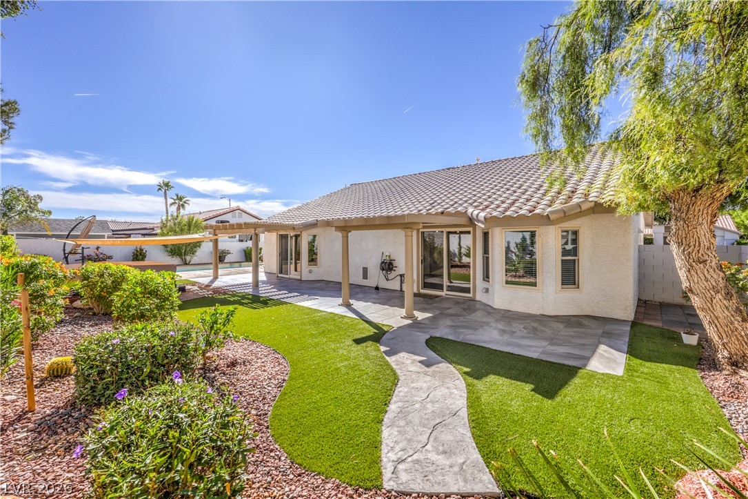 7504 Powder River Court Las Vegas NV 89131