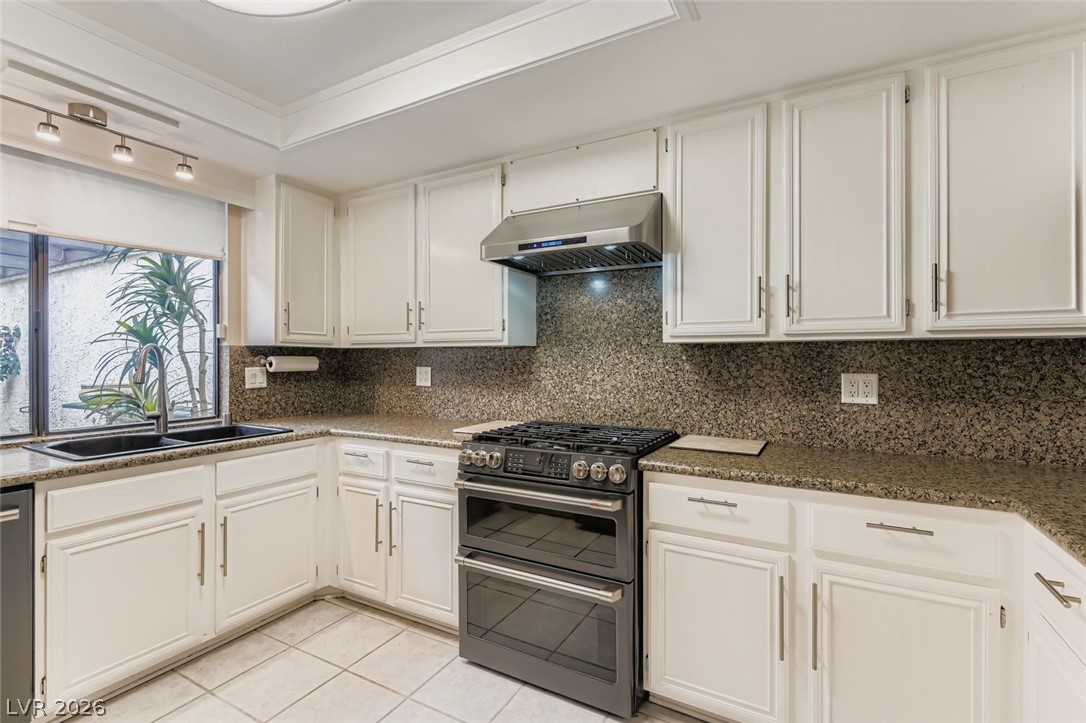 2543 Laconia Avenue Las Vegas NV 89121