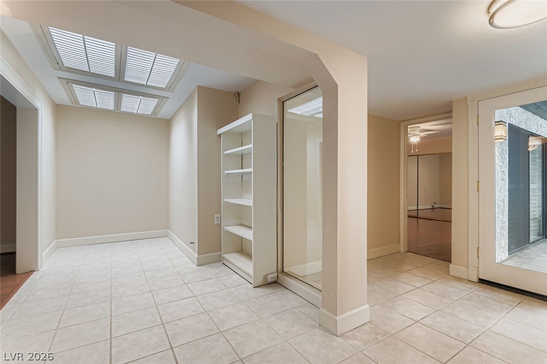2543 Laconia Avenue Las Vegas NV 89121
