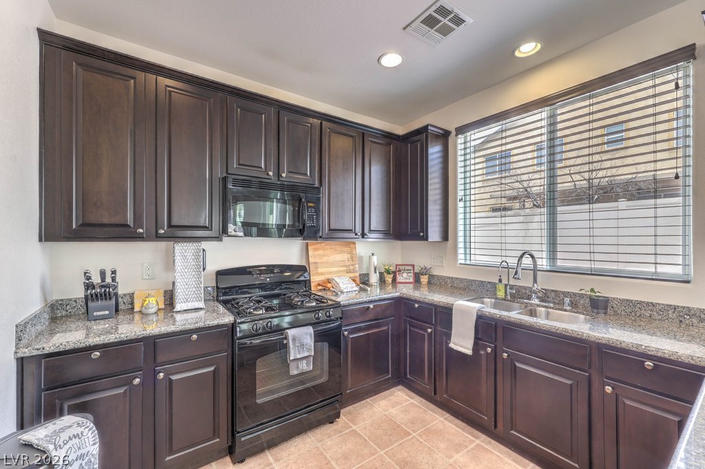 2312 Shaded Field Avenue North Las Vegas NV 89081