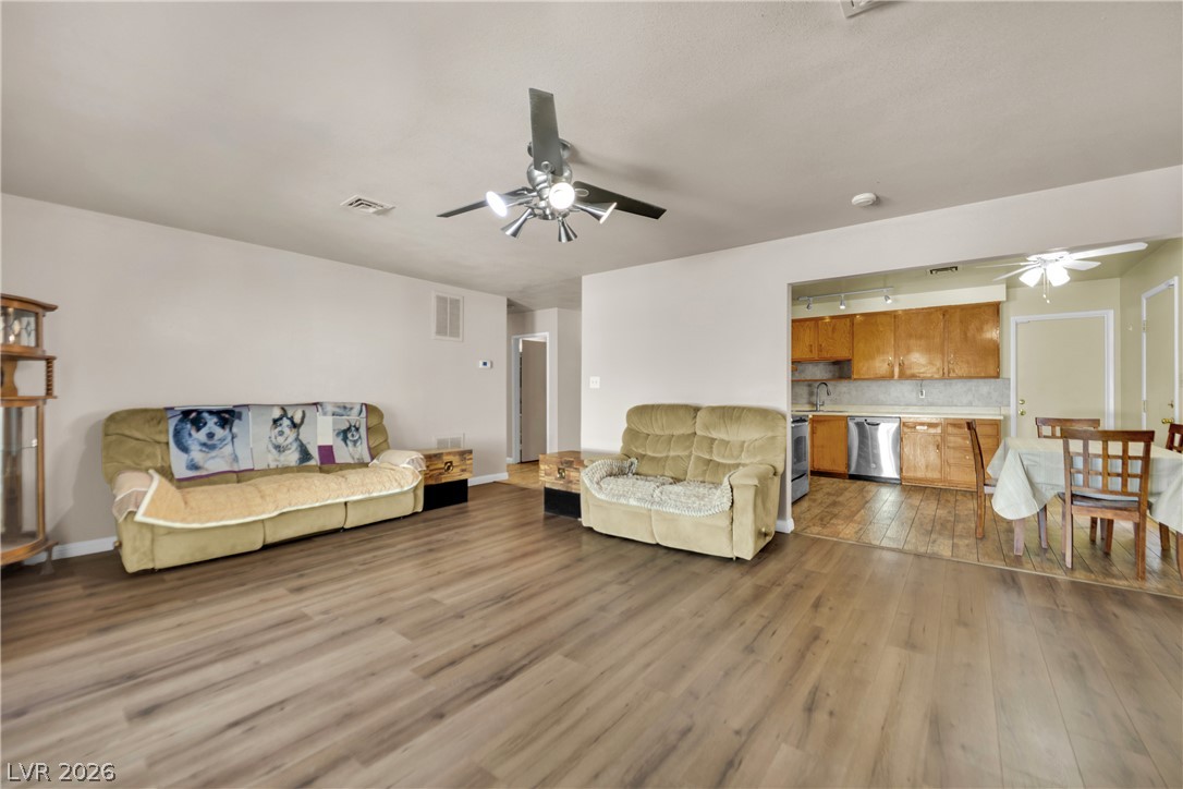 5412 Del Monte Avenue Las Vegas NV 89146