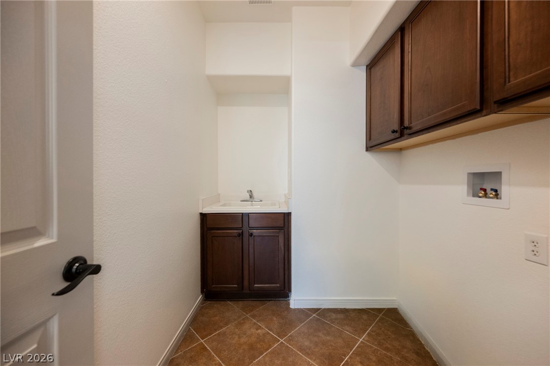 8735 Mount Mira Loma Avenue Las Vegas NV 89178