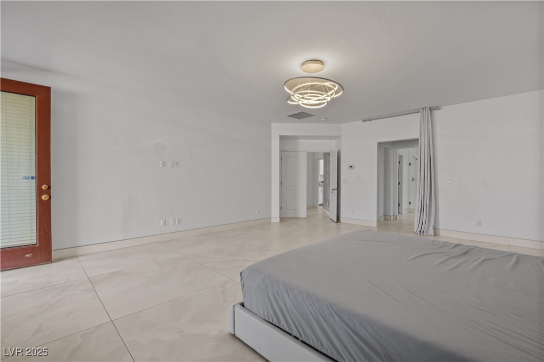 7324 South White Bloom Avenue Las Vegas NV 89117