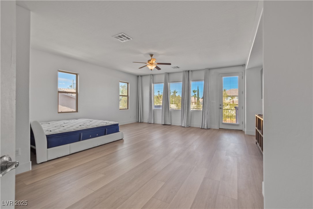 7324 South White Bloom Avenue Las Vegas NV 89117