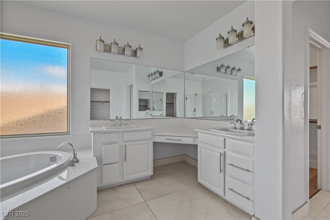 7324 South White Bloom Avenue Las Vegas NV 89117
