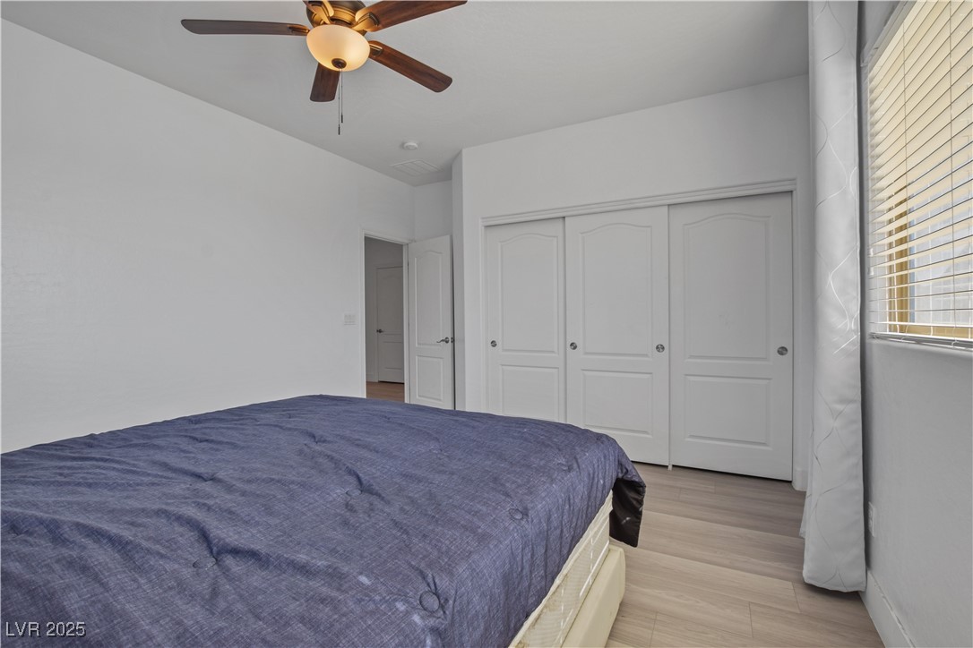 7324 South White Bloom Avenue Las Vegas NV 89117