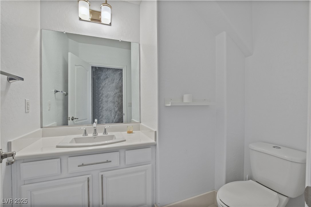 7324 South White Bloom Avenue Las Vegas NV 89117