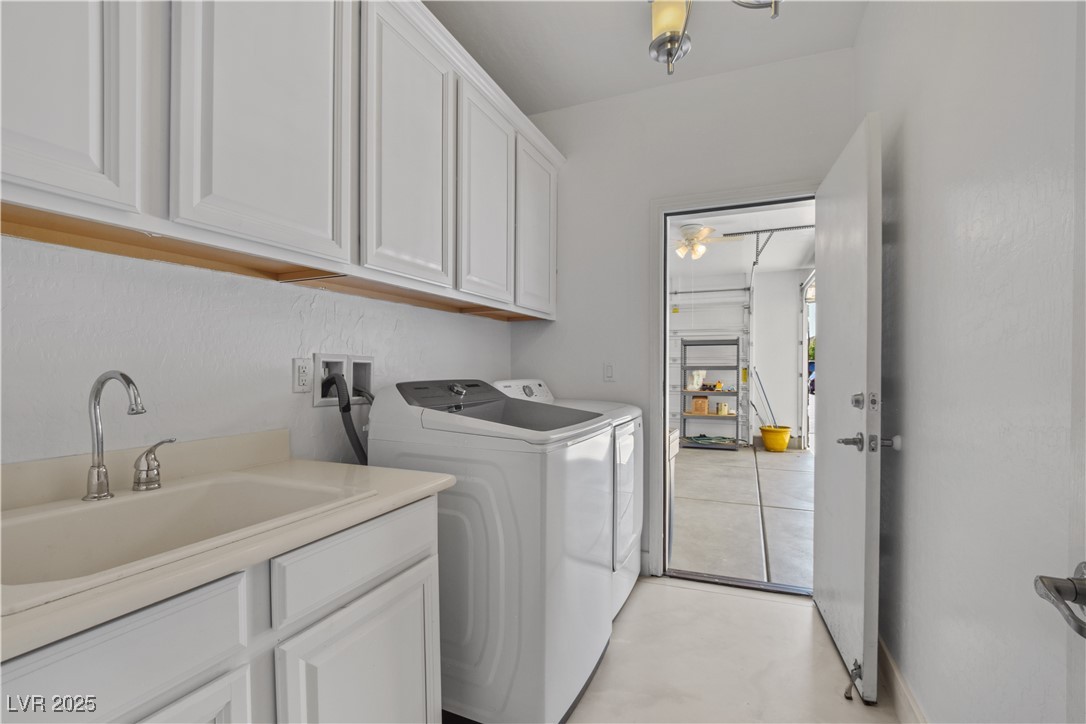 7324 South White Bloom Avenue Las Vegas NV 89117