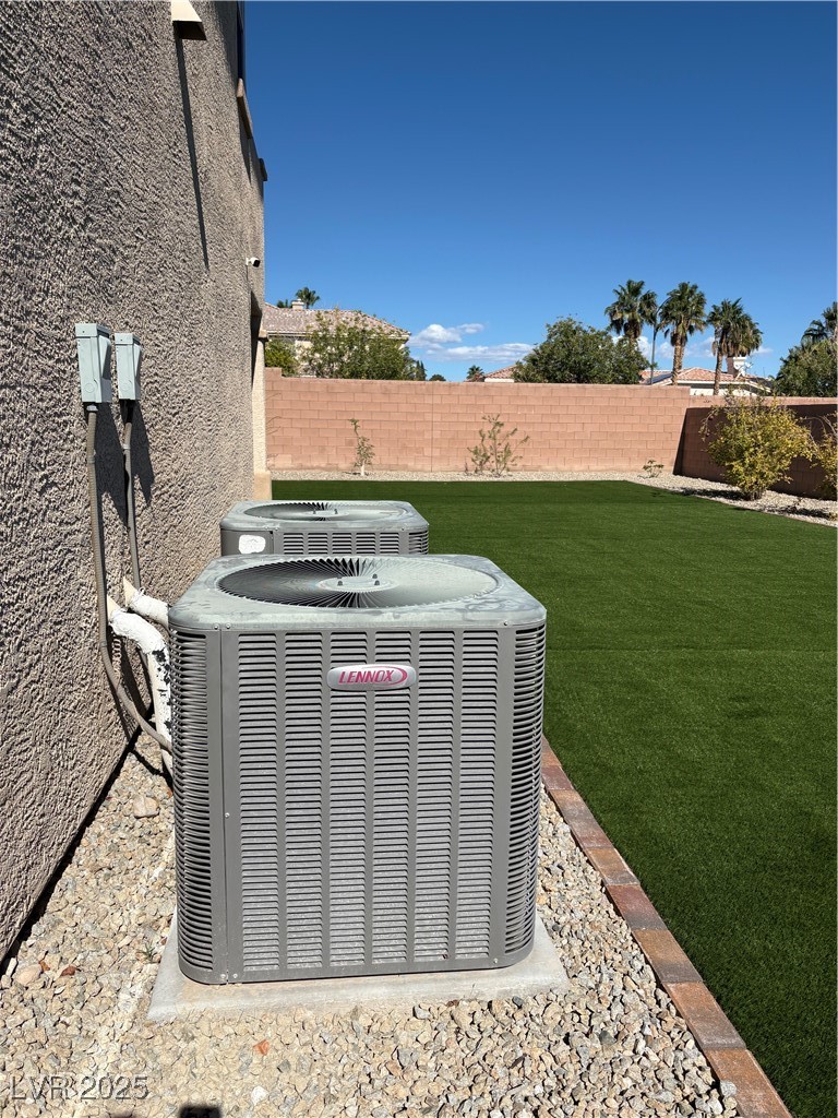 7324 South White Bloom Avenue Las Vegas NV 89117