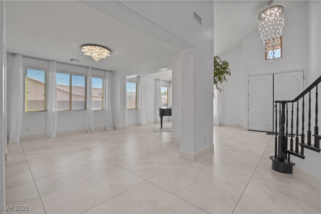 7324 South White Bloom Avenue Las Vegas NV 89117