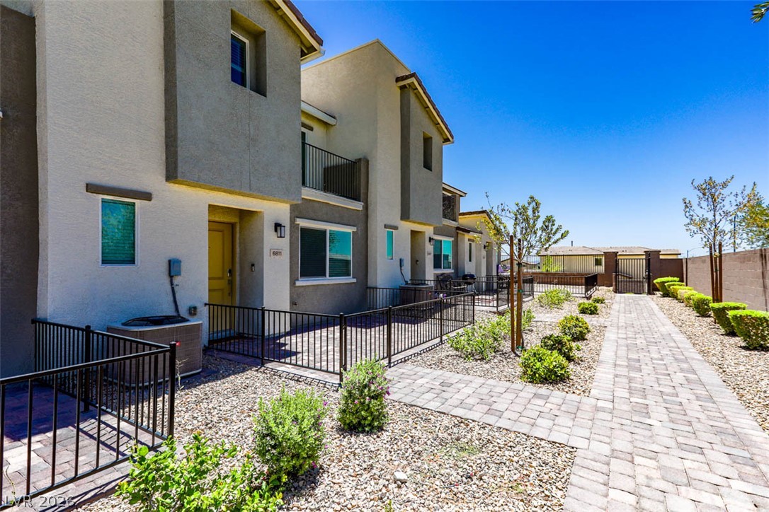 6811 Dark Gunmetal Court North Las Vegas NV 89086