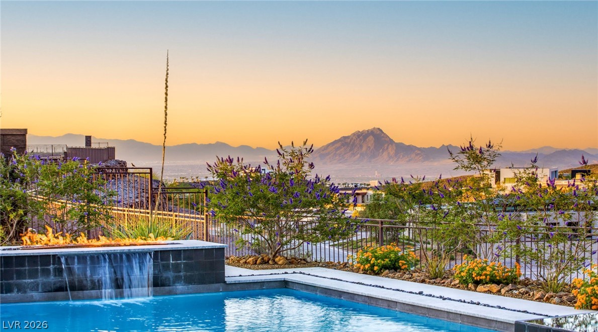 14 Sanctuary Peak Court Henderson NV 89012